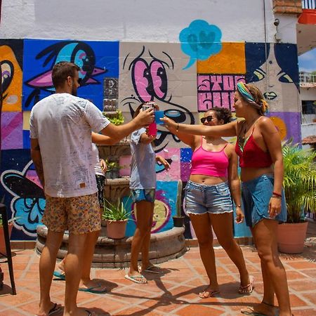 Chanclas Hostel Vallarta Puerto Vallarta Esterno foto