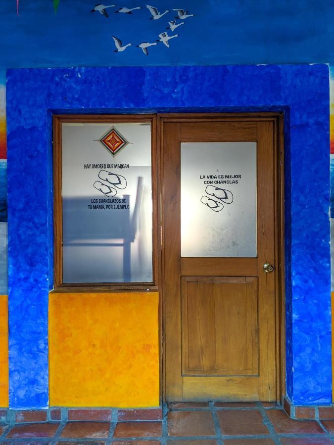 Chanclas Hostel Vallarta Puerto Vallarta Esterno foto